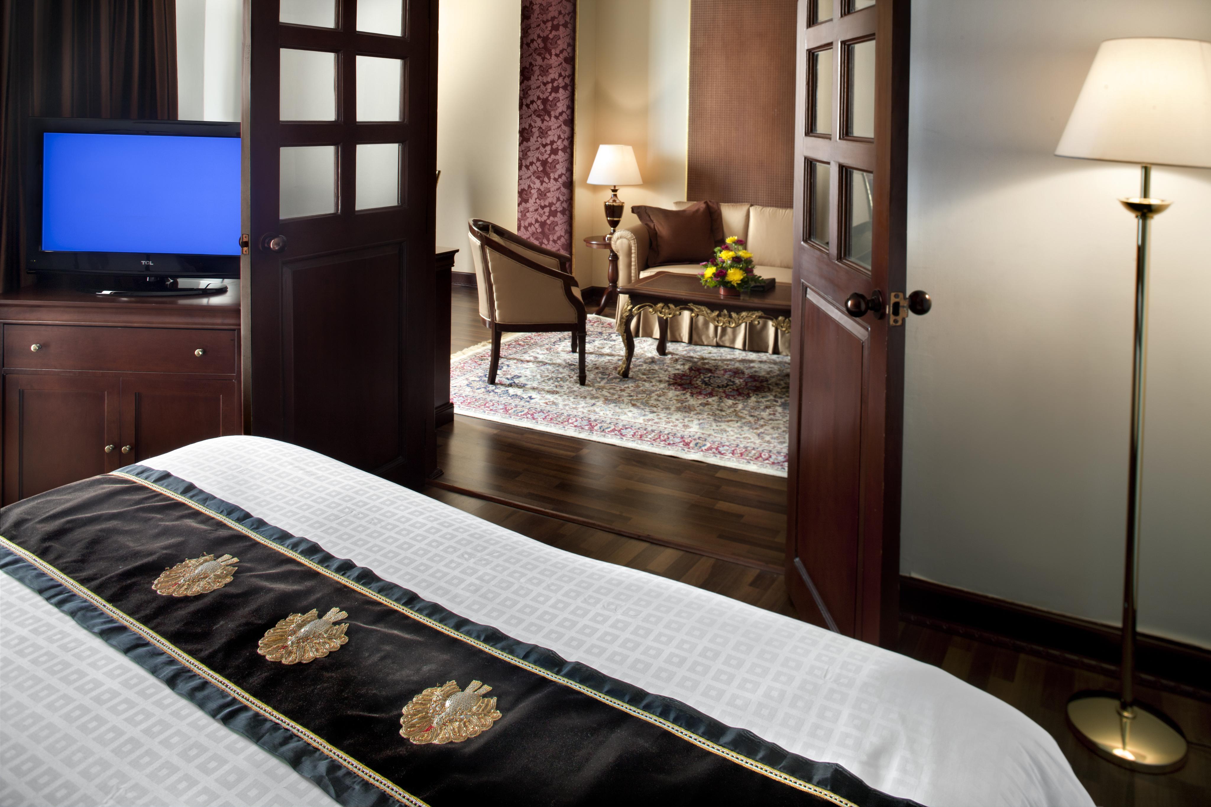 Mercure Mandalay Hill Resort Exterior foto