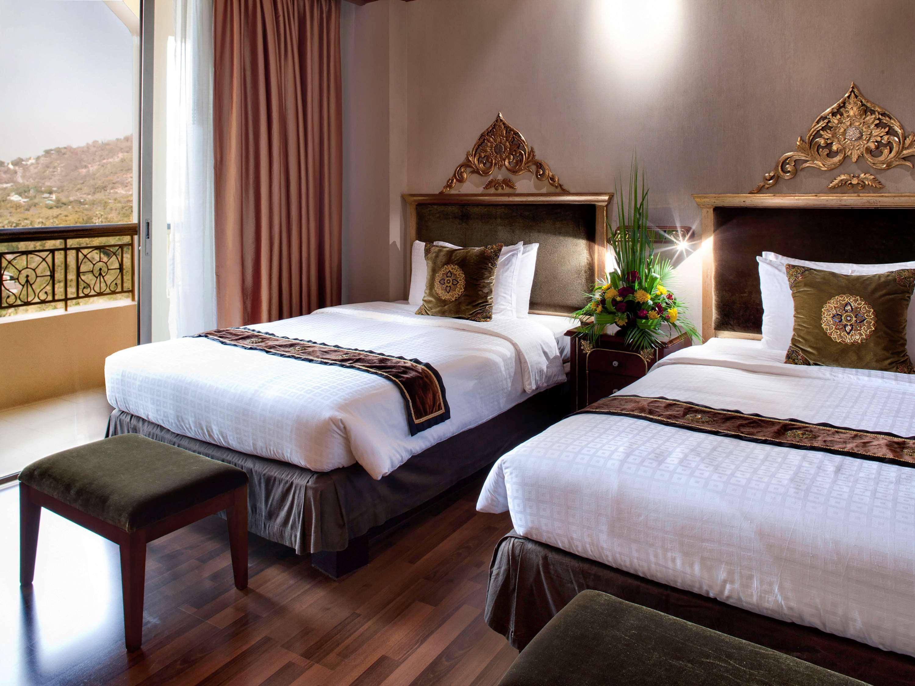 Mercure Mandalay Hill Resort Exterior foto
