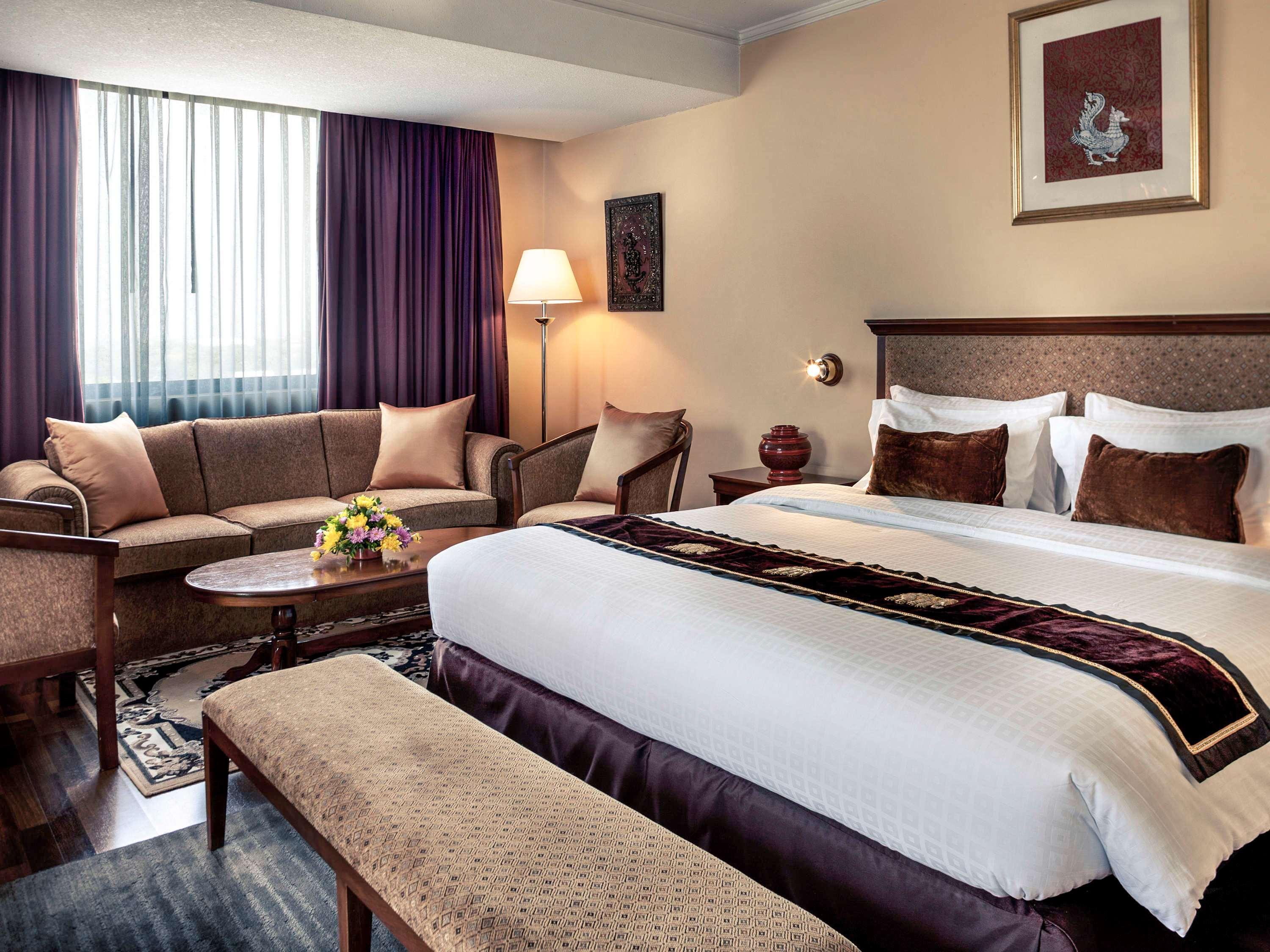 Mercure Mandalay Hill Resort Exterior foto