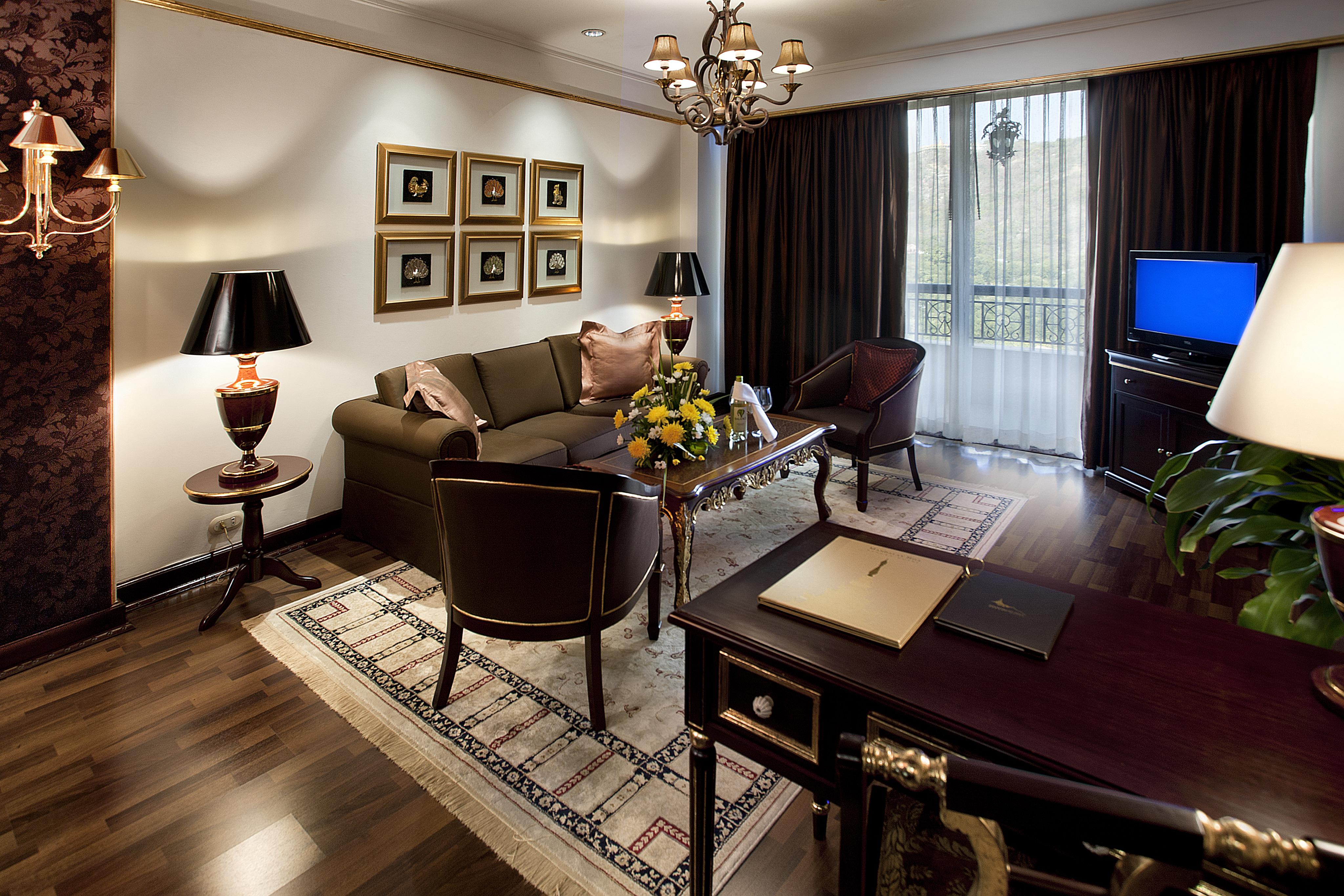 Mercure Mandalay Hill Resort Exterior foto