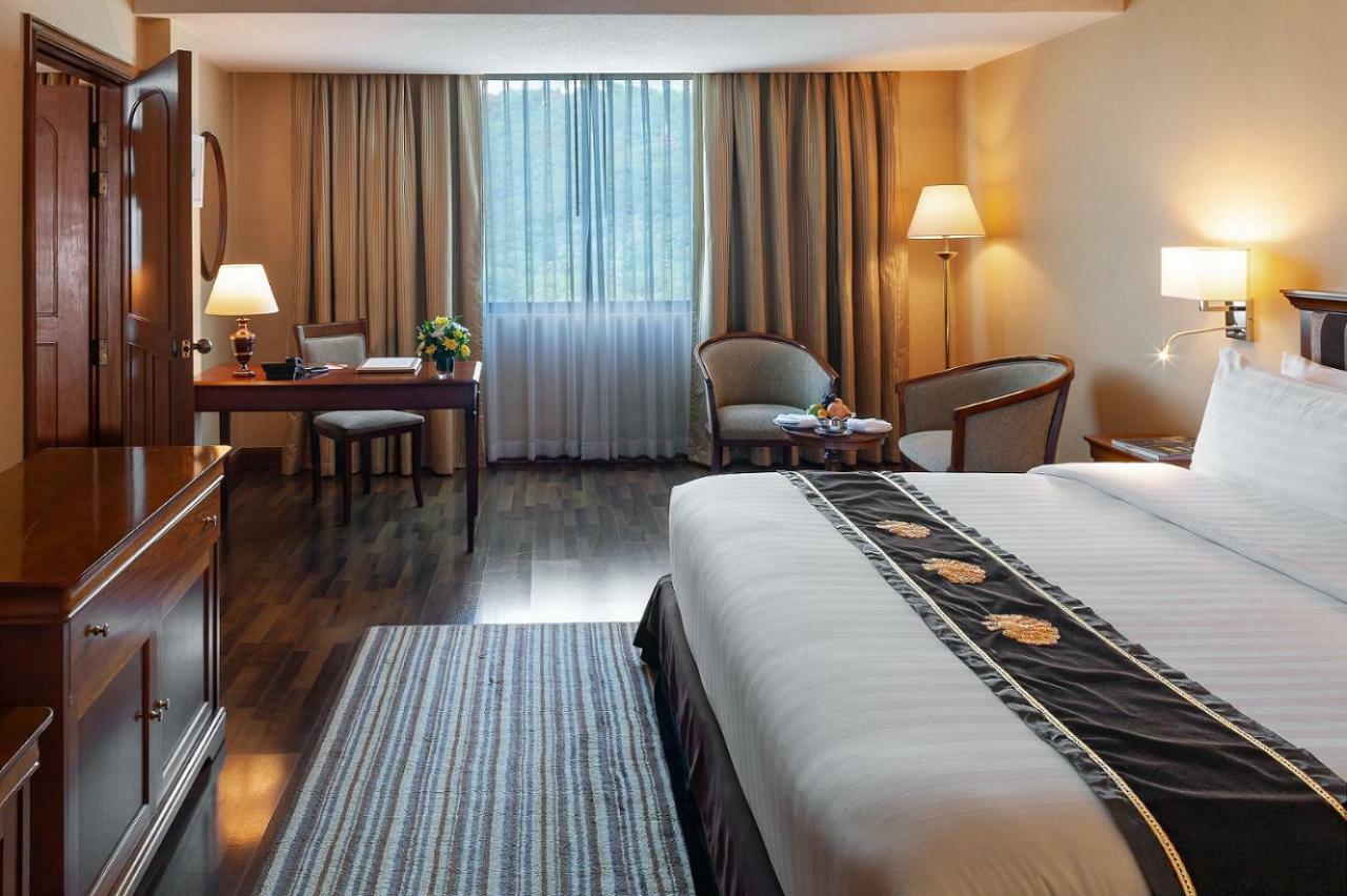 Mercure Mandalay Hill Resort Exterior foto
